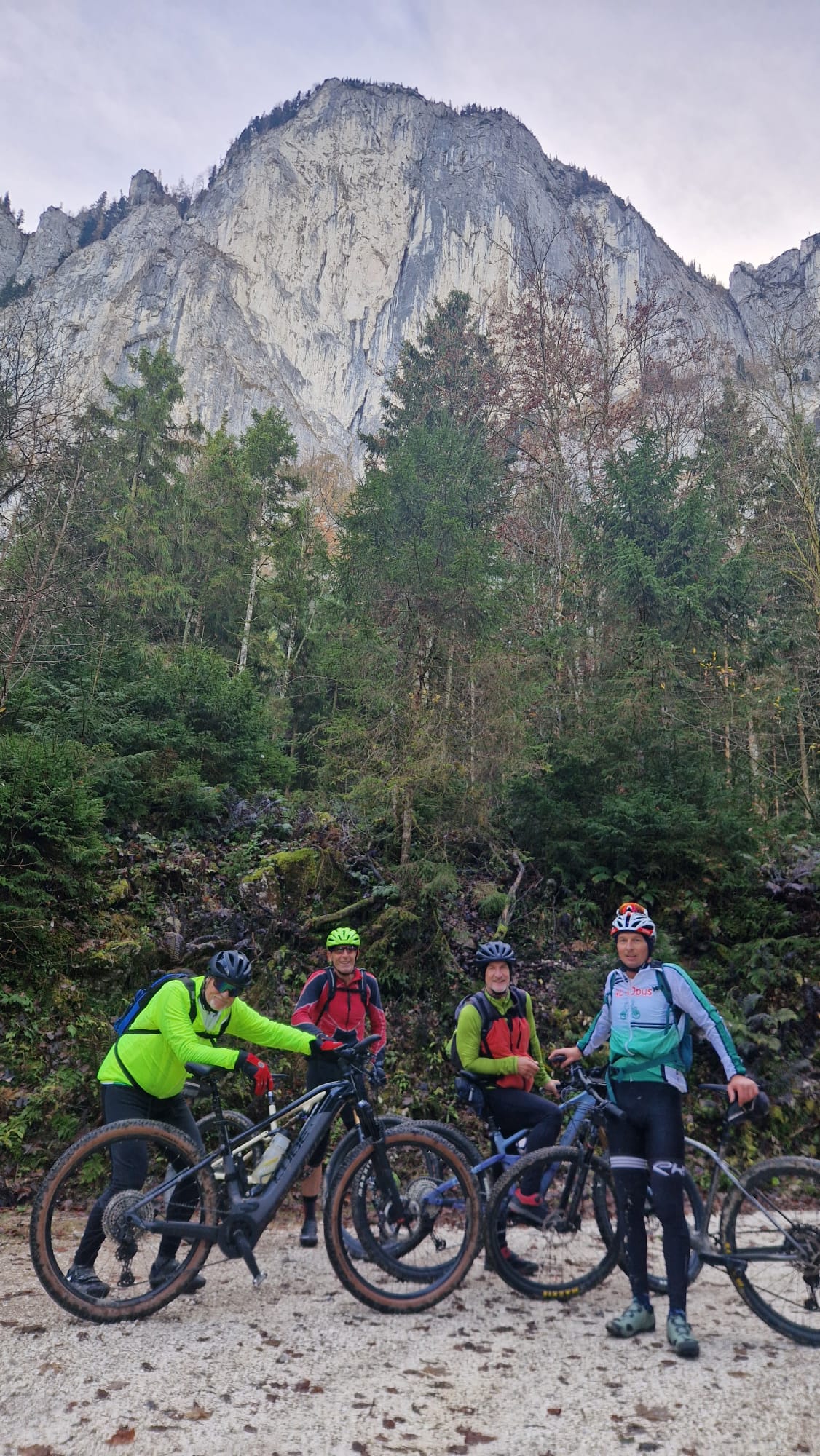 ./images/MTB_Herbst_2025_1.jpeg